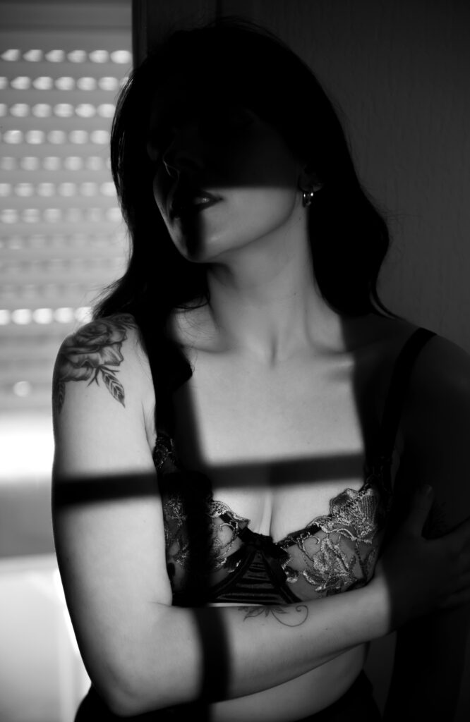 Portait boudoir noir et blanc